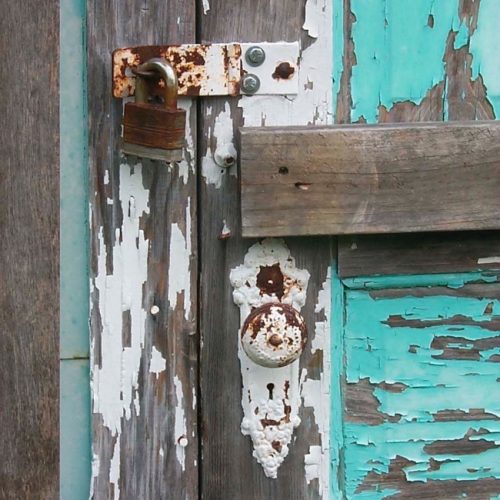 Gascondy-cabin-latch