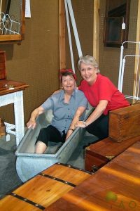 bathtub old time Rolla Antique Mall
