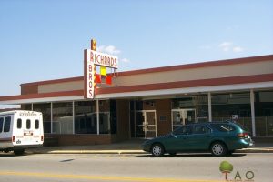former V&Y super market in West Plains