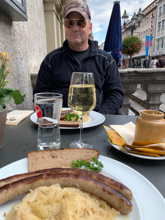 Würzburg lunch with wine and sausage
