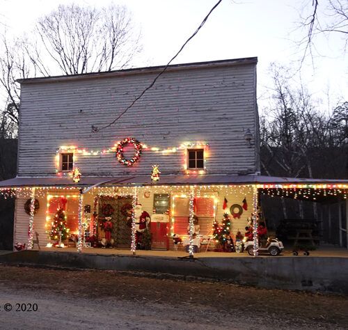 Topaz General Store Christmas