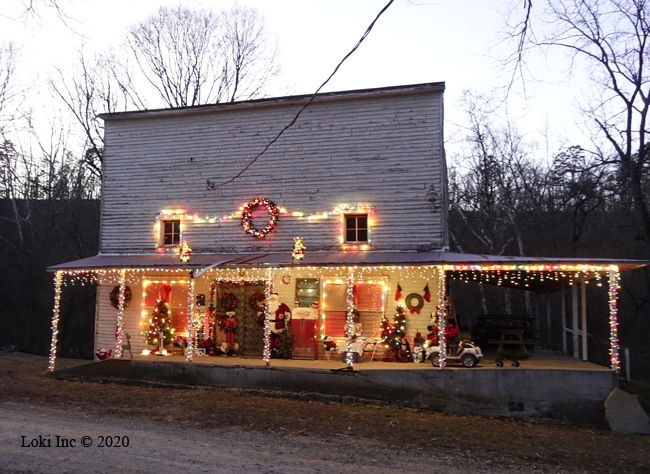 Topaz General Store Christmas