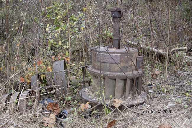 Turbine and shafts with pulleys