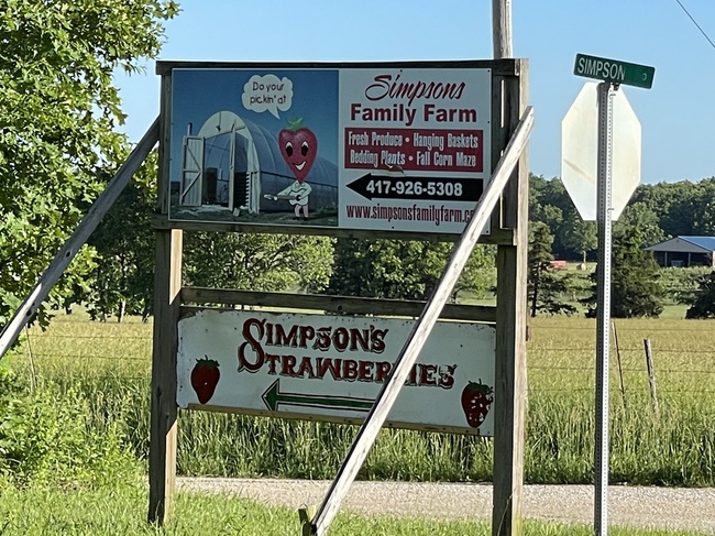Sign for Simpsons Family Farm