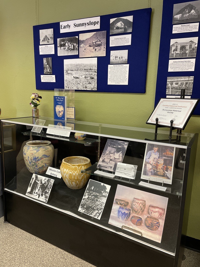 Display on pottery at Sunnyslop AZ