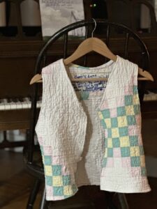quilted vest by 3125 Sewi
